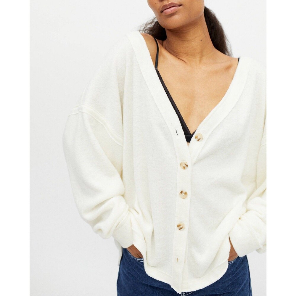Urban Outfitters Ivory Button Monica Cozy Soft Oversized Cardigan Small NWT